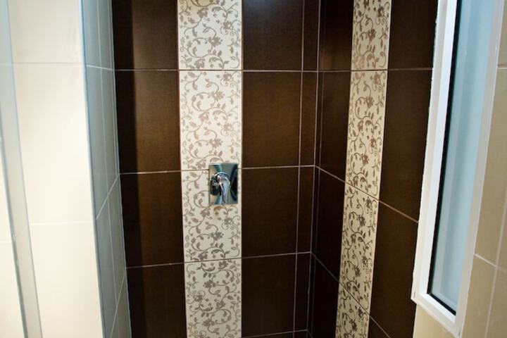 Room 31 of 43