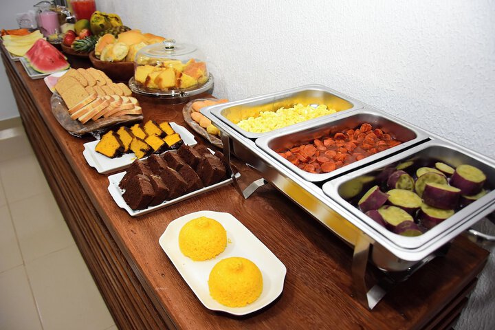 Breakfast/Coffee Service 20 of 27