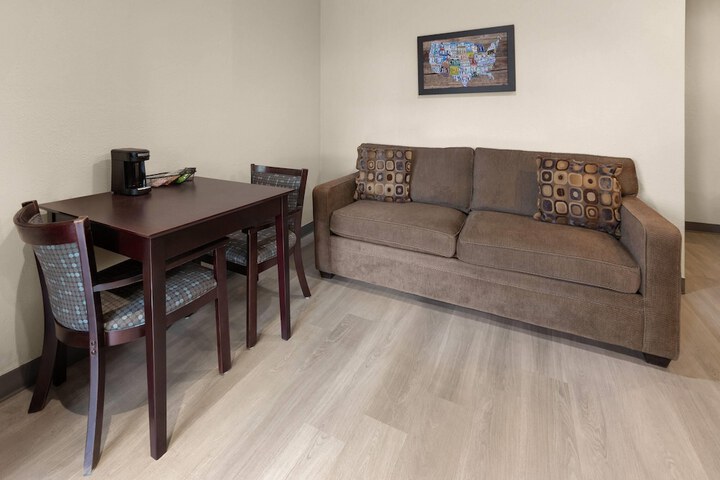 Room 15 of 55