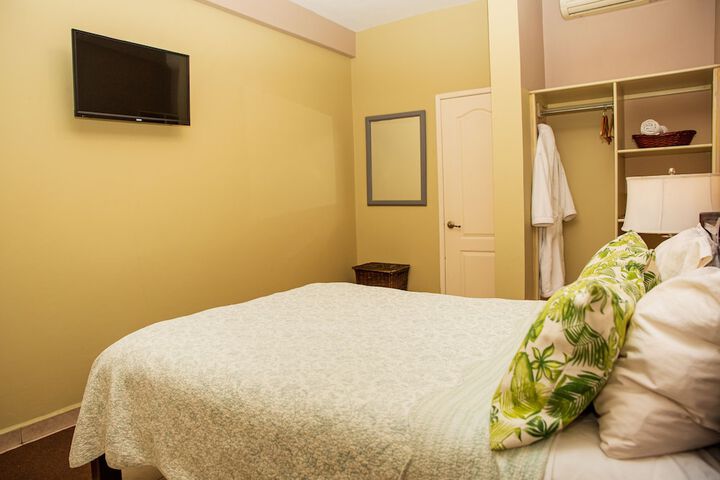 Room 14 of 46