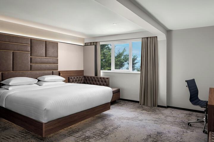 Room 7 of 40
