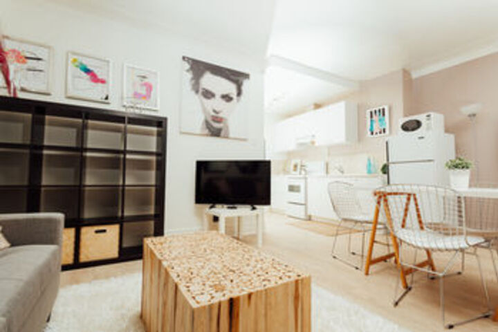 Room 16 of 19