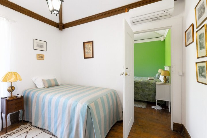 Room 25 of 88