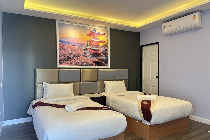 Room 15 of 46