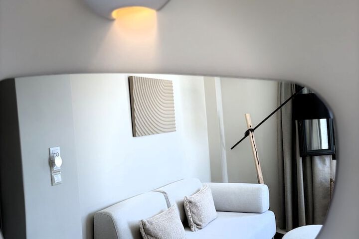 Room 34 of 73
