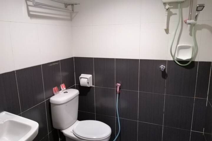 Room 26 of 29