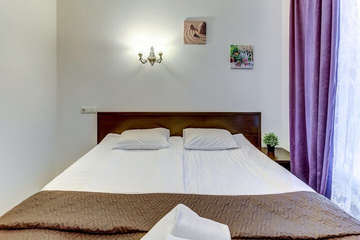 Room 14 of 30