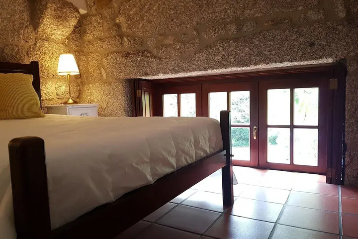 Room 4 of 22