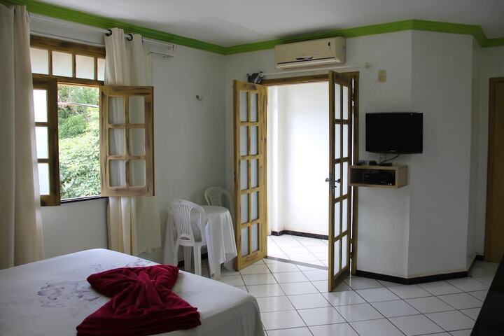 Room 10 of 40