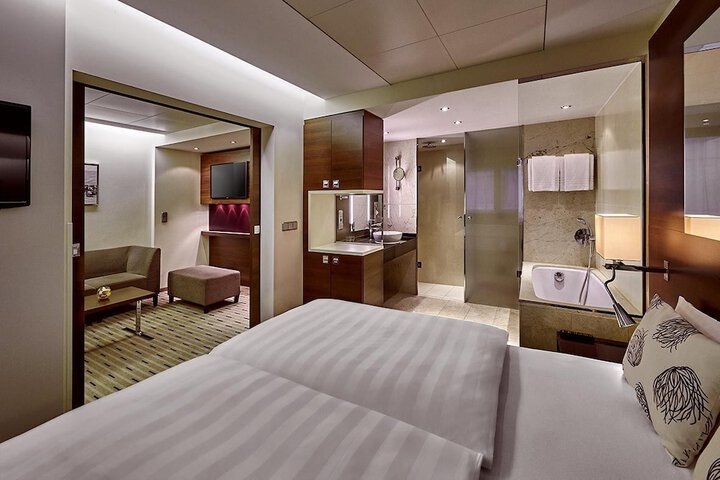 Room 55 of 157