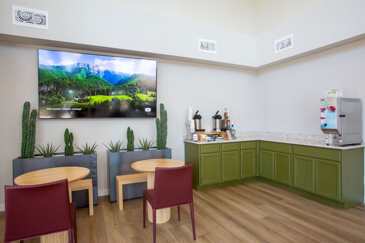 Breakfast area