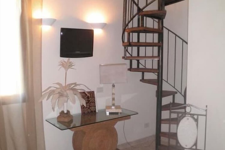 Room 10 of 62