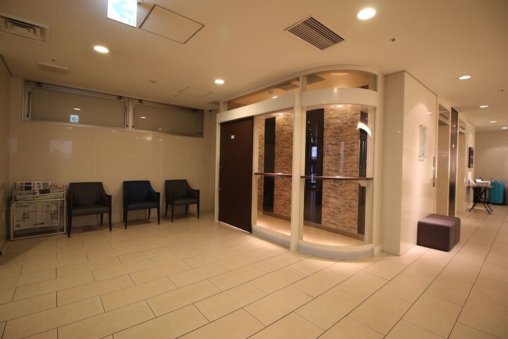 Guest Lobby
