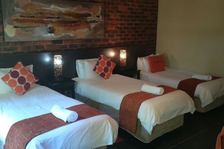 Room 15 of 105