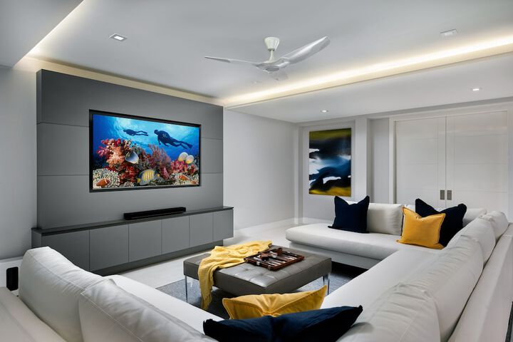 Room 130 of 299