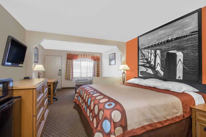 Room 3 of 14