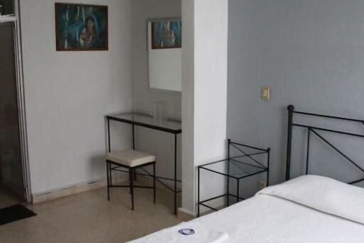 Room 19 of 44