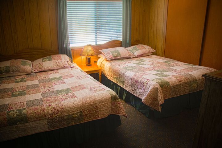 Room 33 of 462