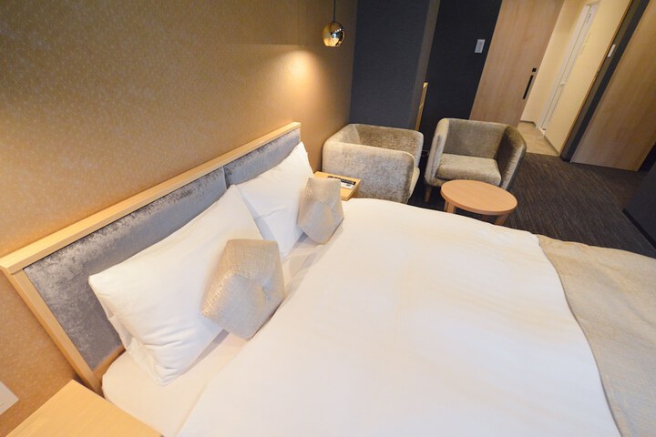 Room 7 of 47