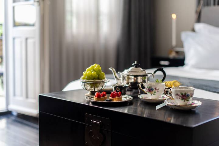 Dining Photos