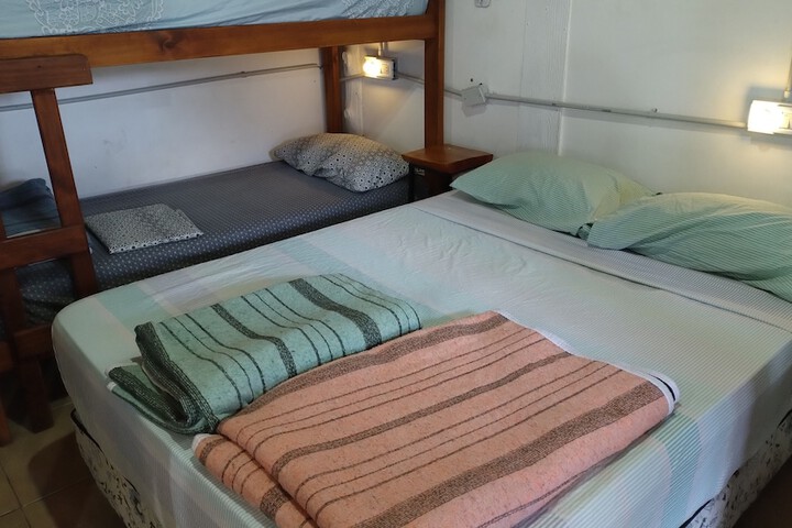 Room 2 of 9