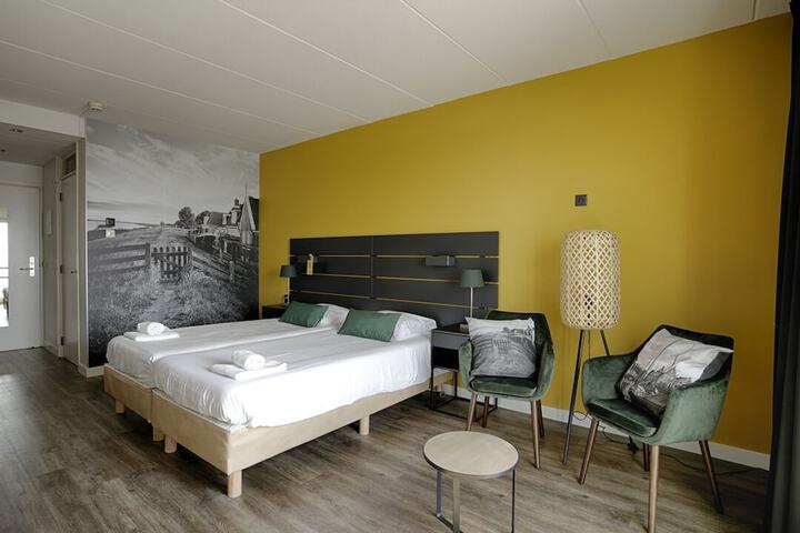 Room 15 of 45