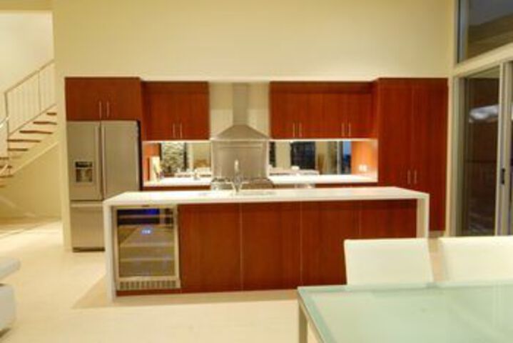 Room 9 of 22
