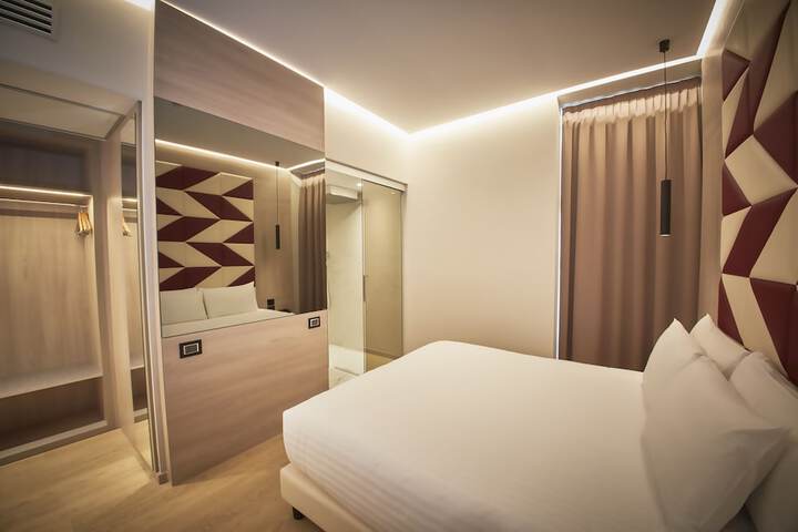 Room 21 of 93