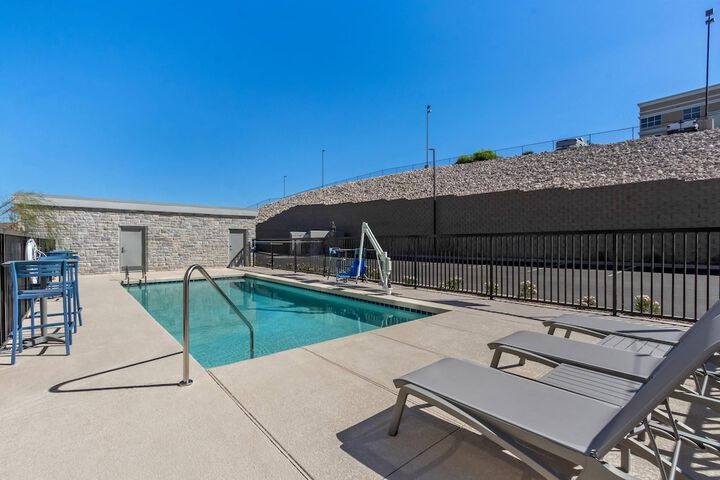 Swimming pool at Everhome Suites Yuma East I-8 by Choice Hotels