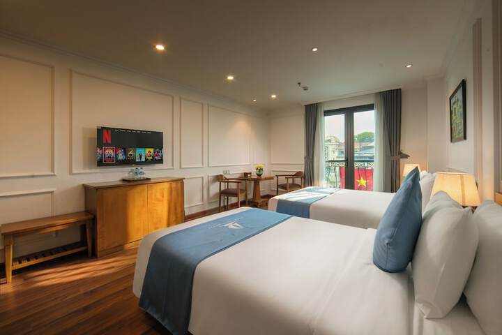 Room 20 of 72