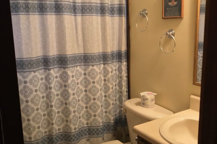 Room 336 of 400