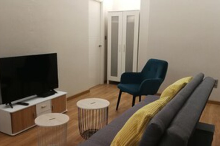18 Torres Alfonso Center