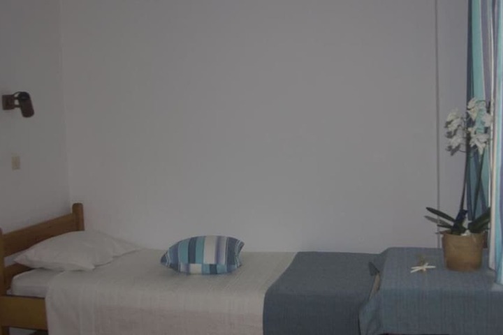 Room 5 of 31