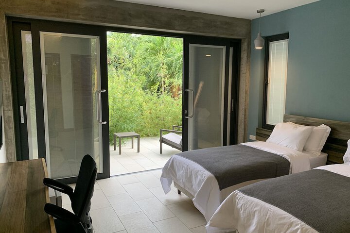 Room 4 of 15