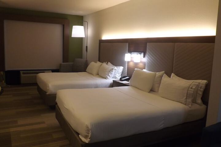 Suite King Size Bed (8 of 12)