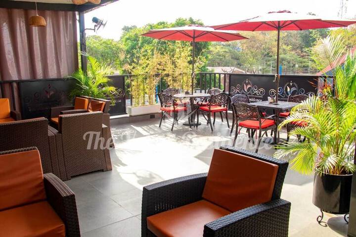 Terrace/Patio 6 of 8