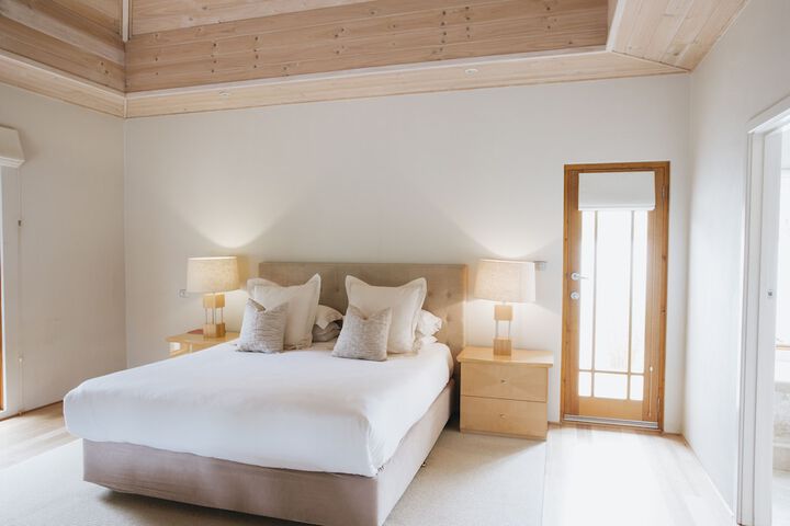 Room 15 of 54