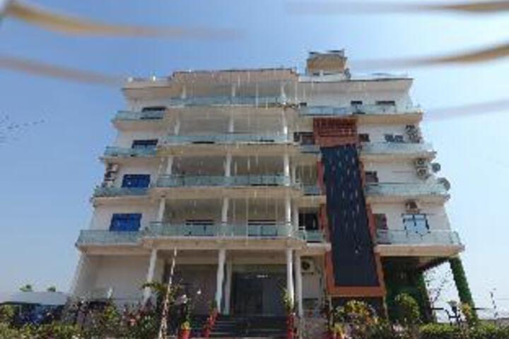 Hotel Shree RC Vatika