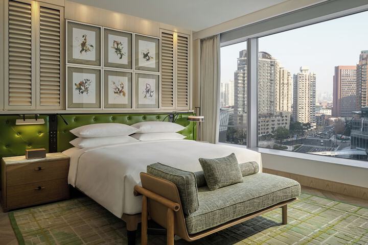 Room 16 of 75
