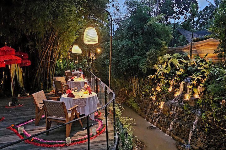 Dining 97 of 135