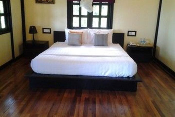 Room 15 of 30