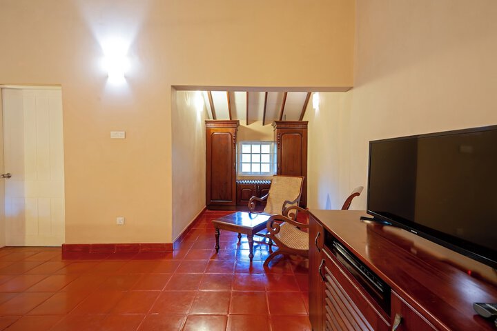 Room 10 of 60