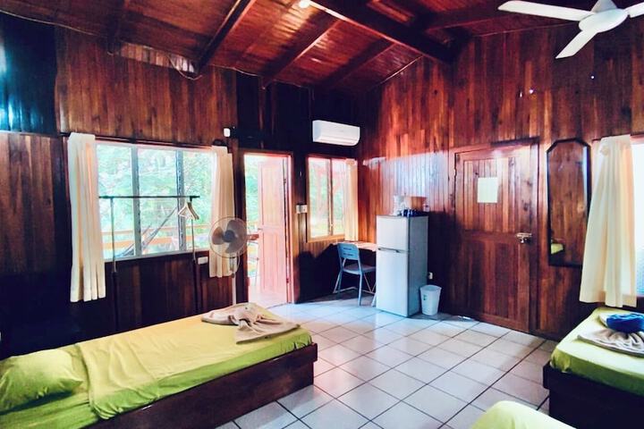 Room 53 of 107