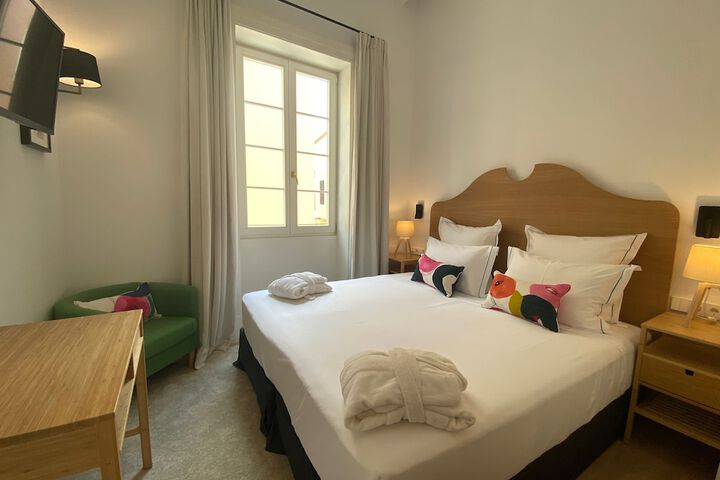 Room 4 of 26