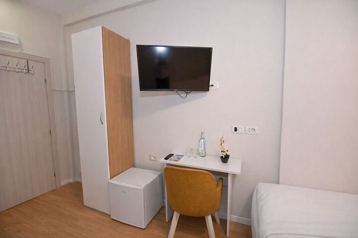 Room 15 of 55