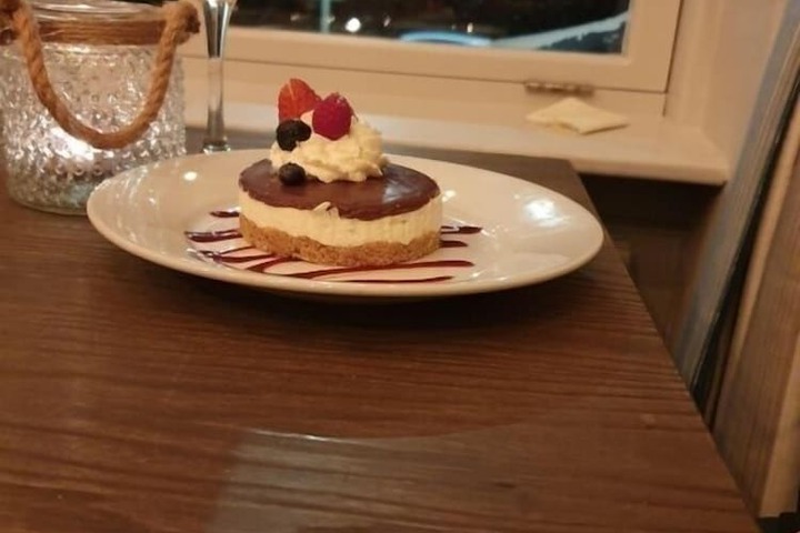 Dining 55 of 74