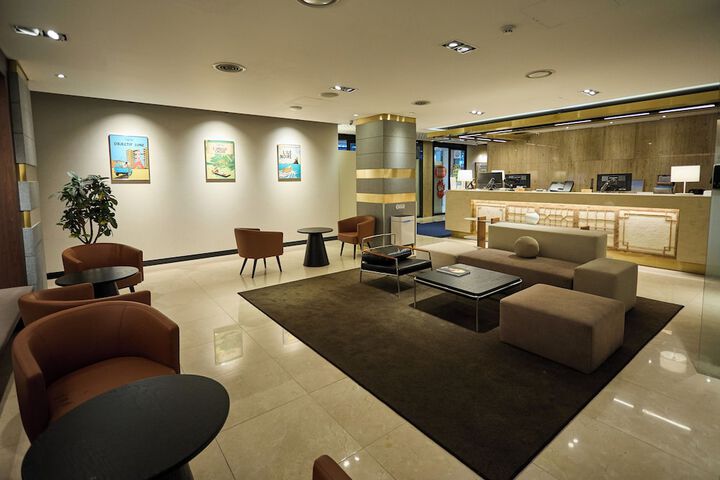 Lobby Photo