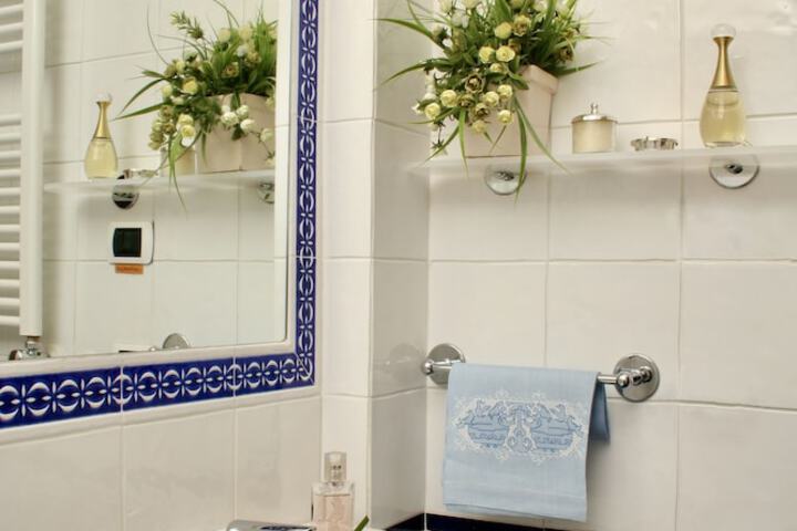 Clean Restrooms