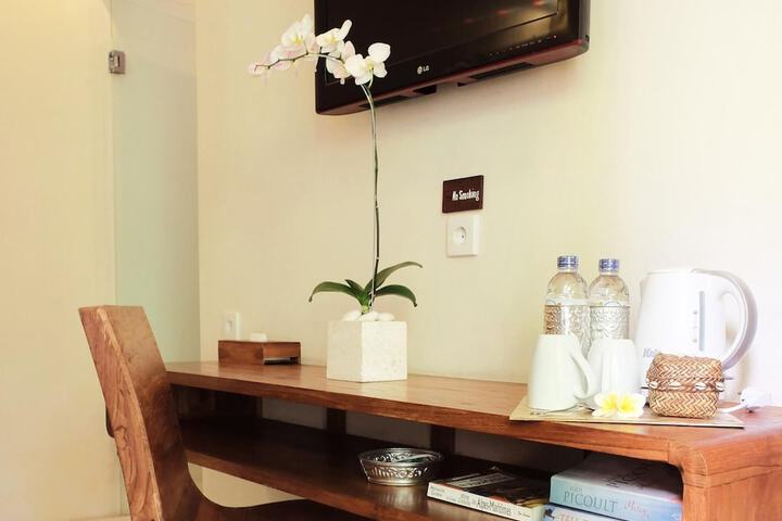 Room 18 of 65