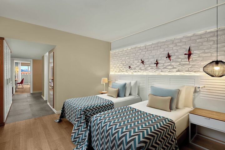 Room 20 of 203